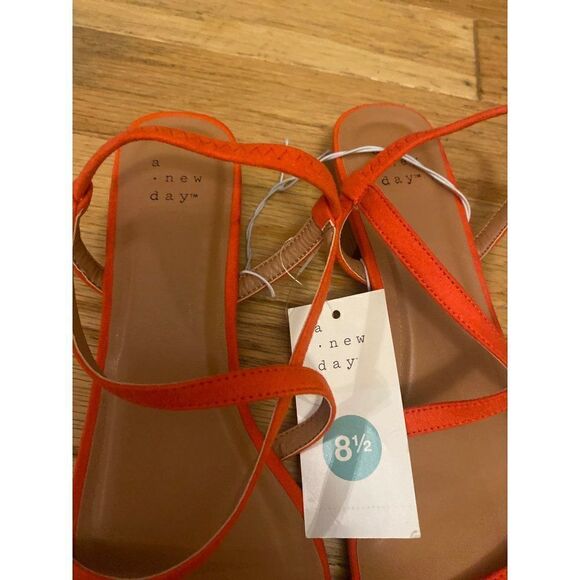 NWOB A New Day, women's coral strappy, low heel open, square toed sandal - Picture 3 of 4